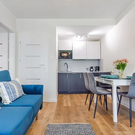 Modrzewiowa, Sun & Snow Debina (Ustka)