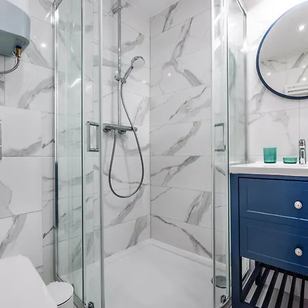 Modrzewiowa, Sun & Snow