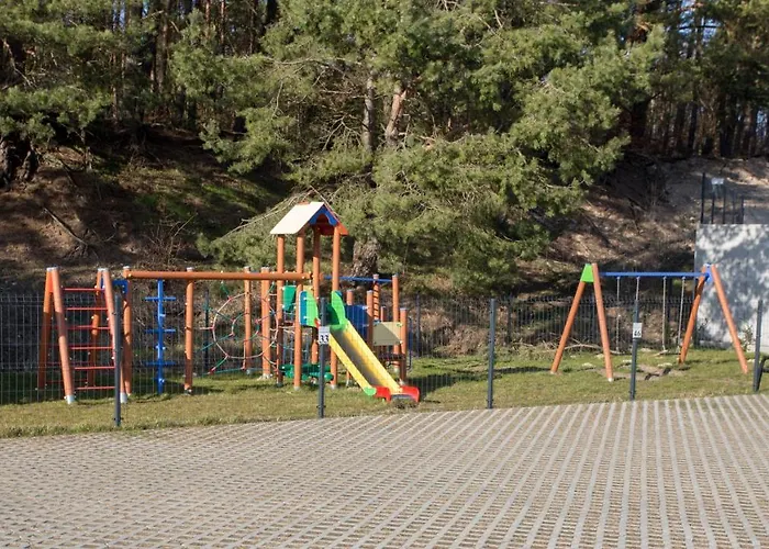 Modrzewiowa, Sun & Snow