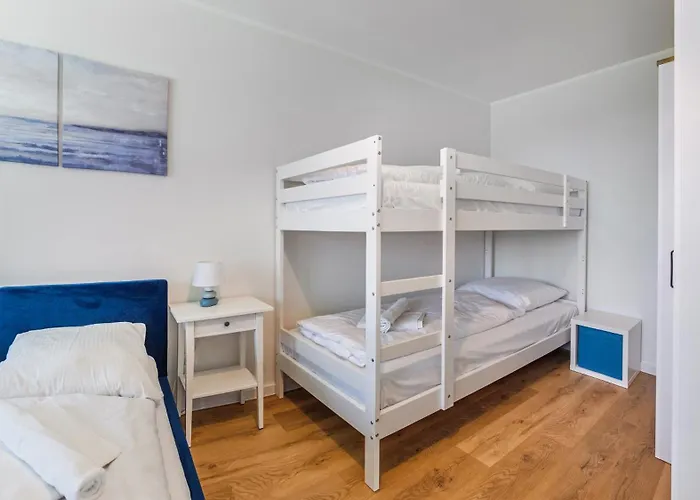 Modrzewiowa, Sun & Snow * Debina (Ustka)