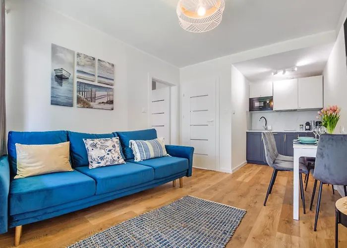 Modrzewiowa, Sun & Snow Debina (Ustka)