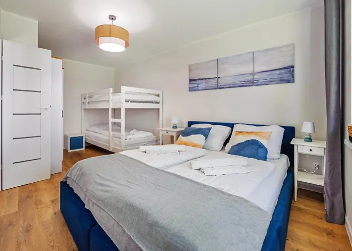 Modrzewiowa, Sun & Snow * Debina (Ustka)