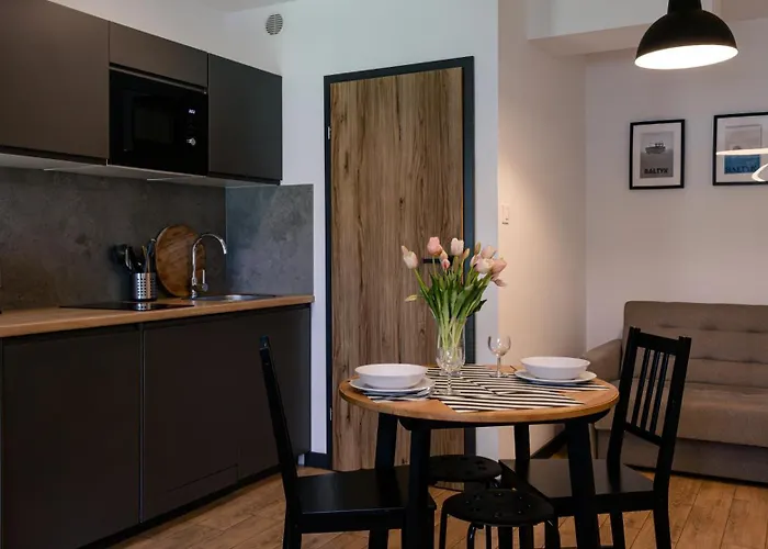 Modrzewiowa, Sun & Snow * Debina (Ustka)